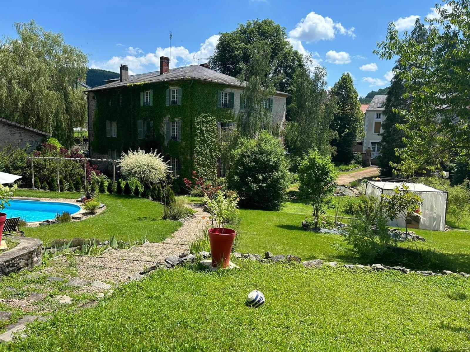 Le Clos Bourbon Ferrières-sur-Sichon Zewnętrze zdjęcie
